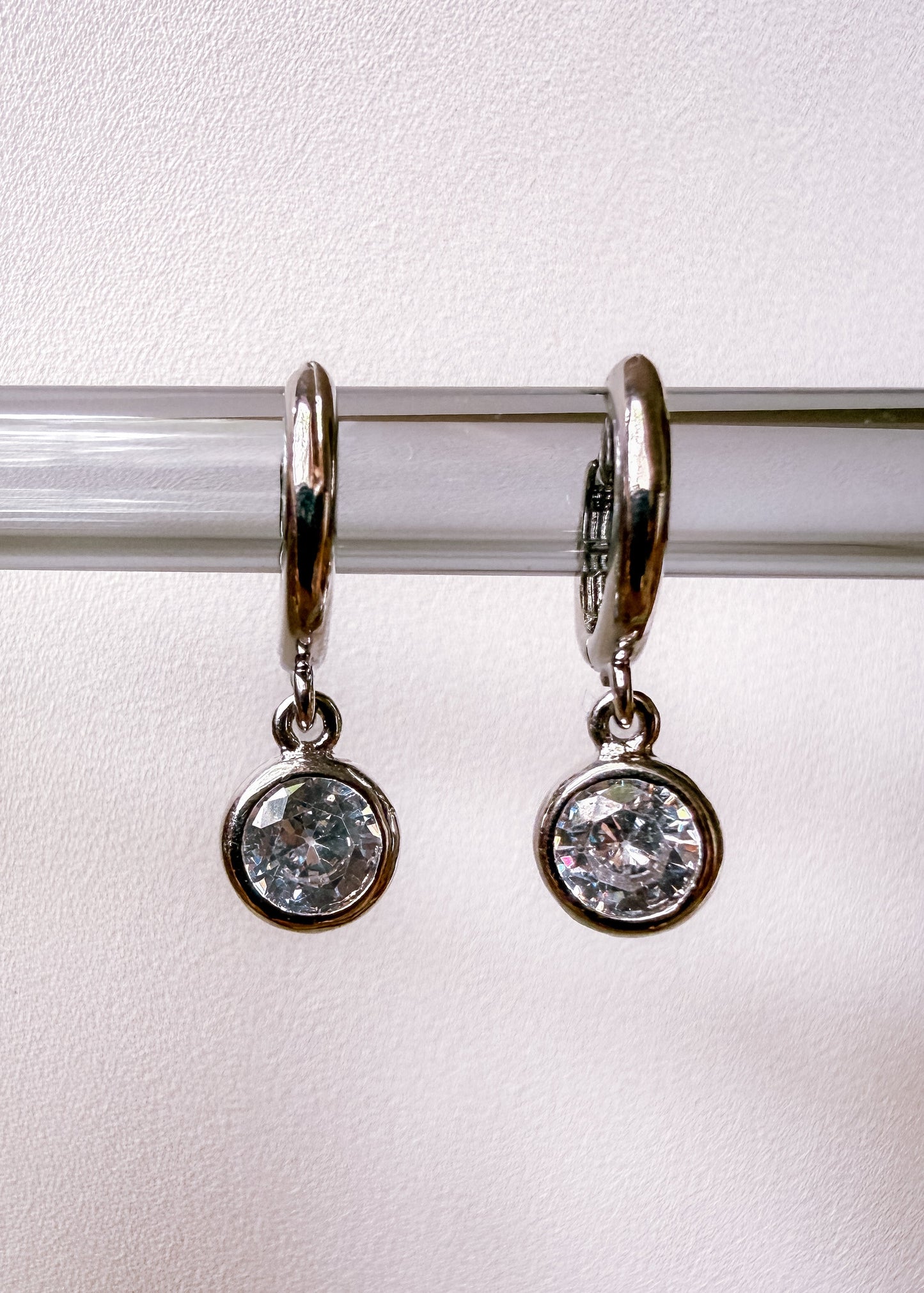 BEZEL BEE EARRINGS