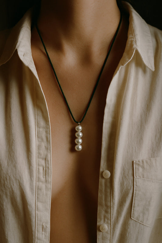 THE COLUMN NECKLACE - VERDANT