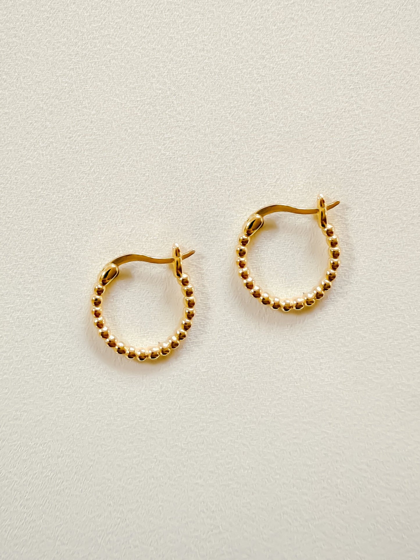 BOBBIN HOOPS IN GOLD