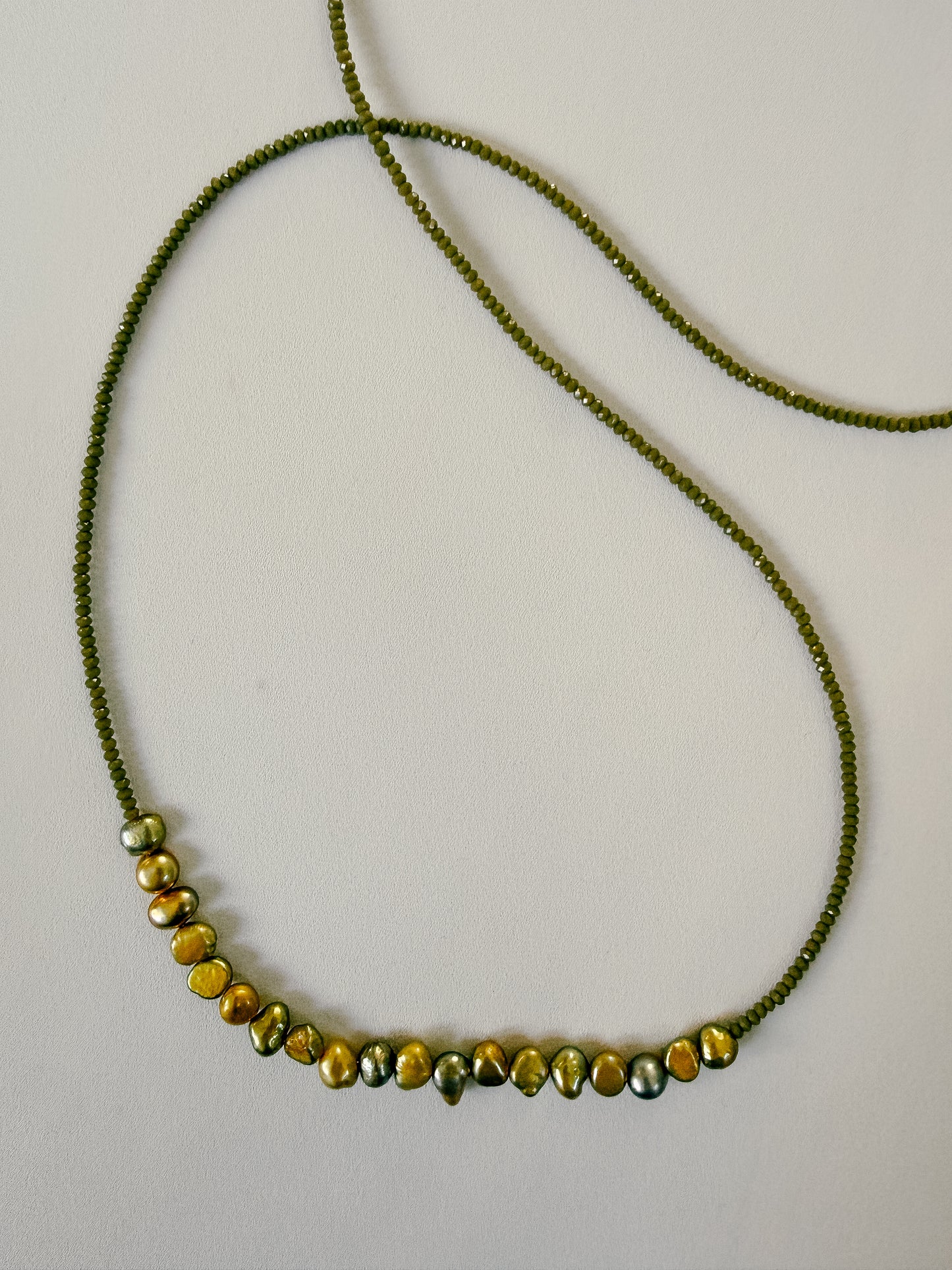 MOSS GLOSS NECKLACE