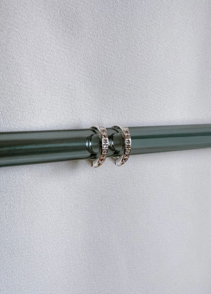 THE REVERSIBLE PILATES HOOP