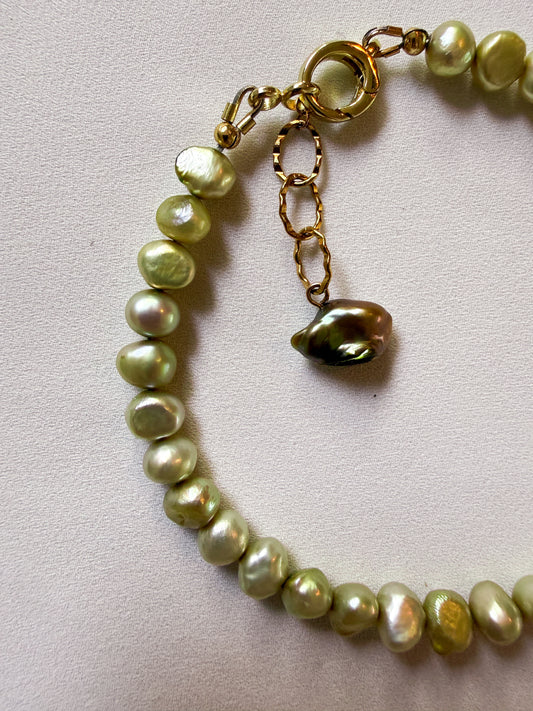 SALTY PISTACHIOS ANKLET
