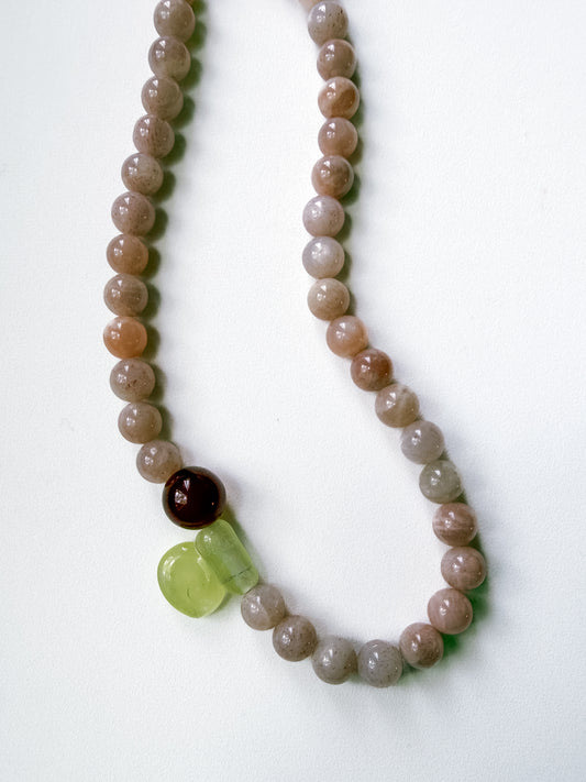 SUNSTONE BABY NECKLACE