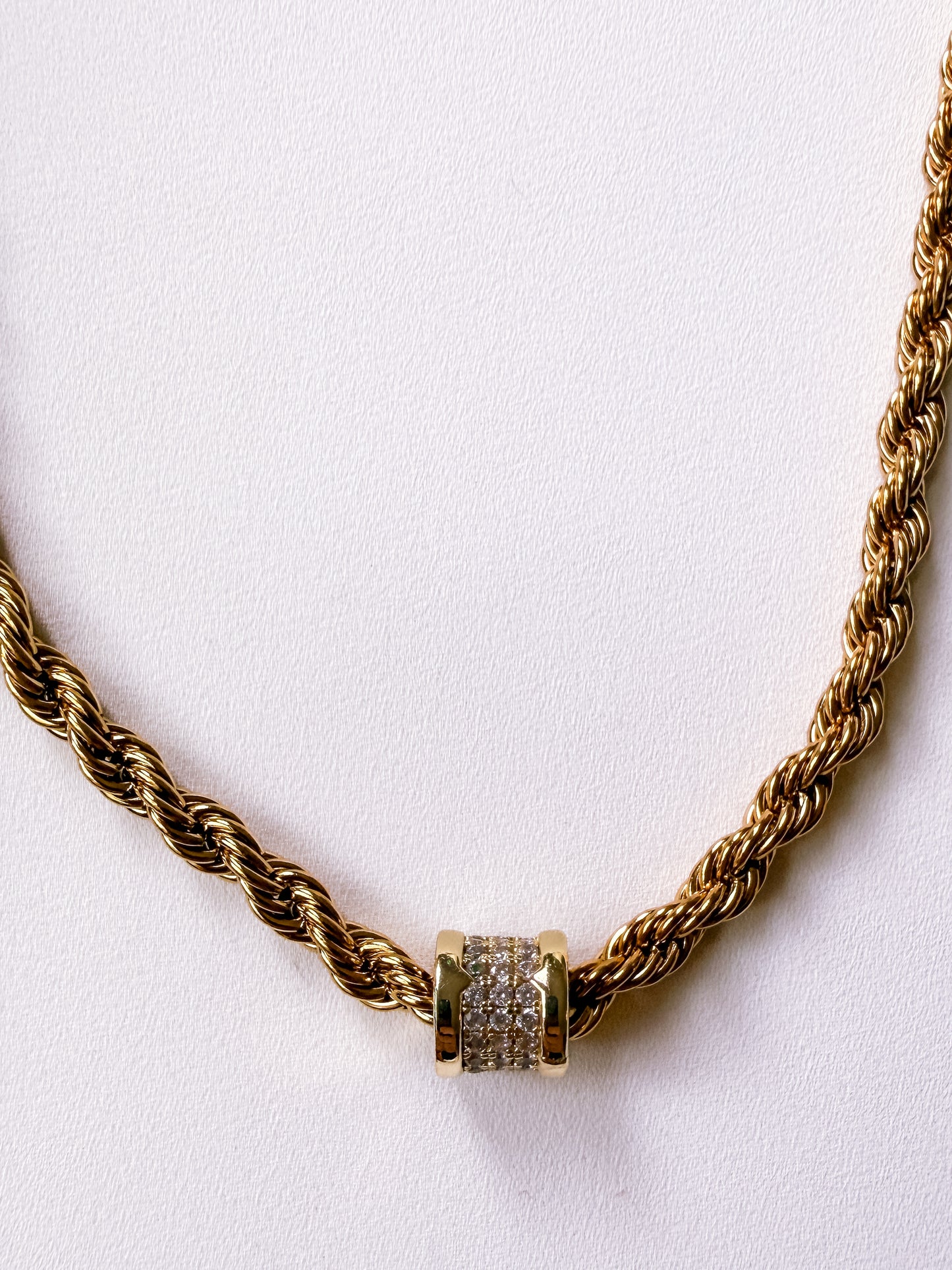 MATILDA NECKLACE