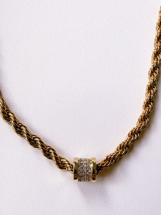 MATILDA NECKLACE