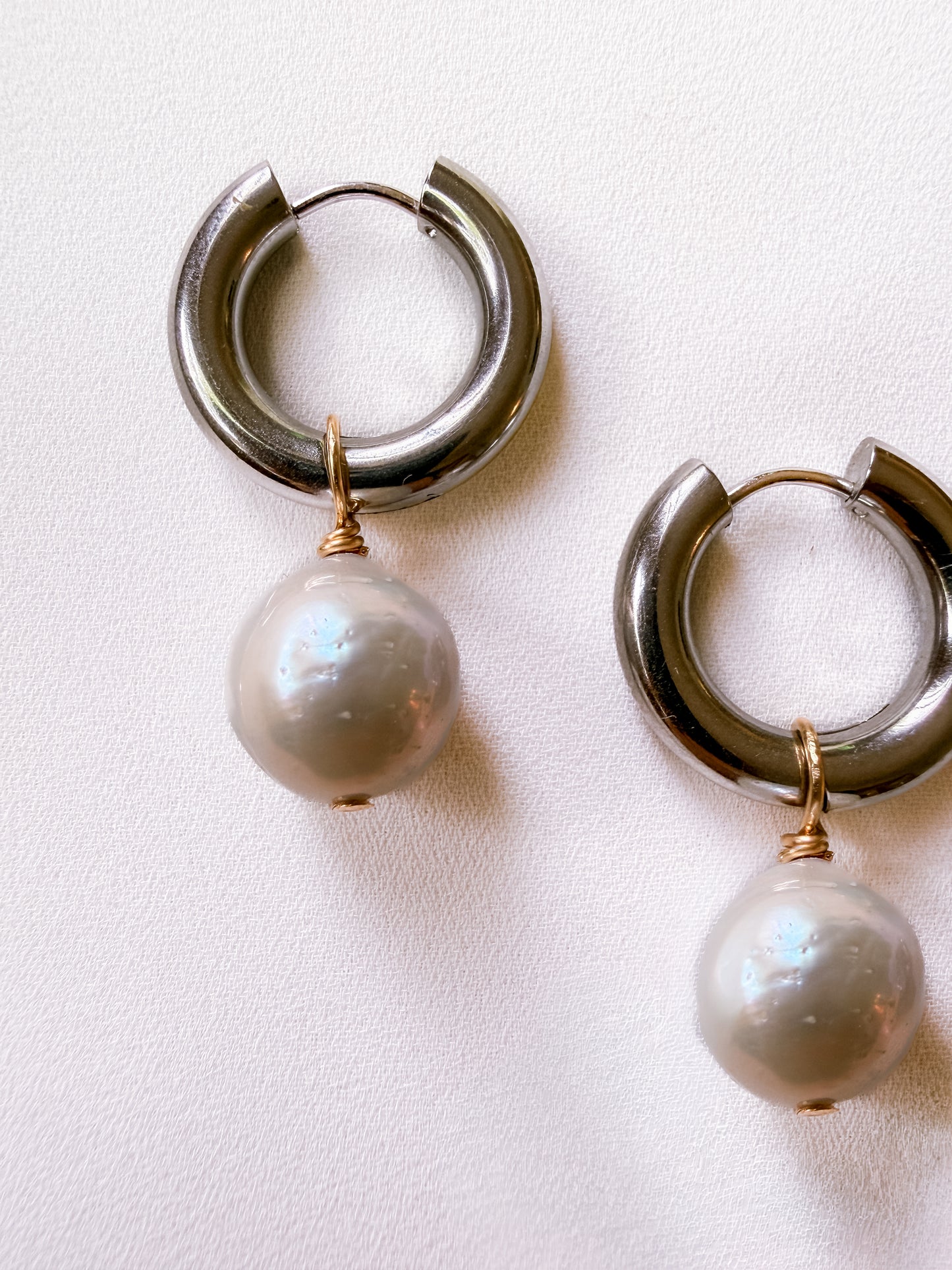 ELOWYN EARRINGS