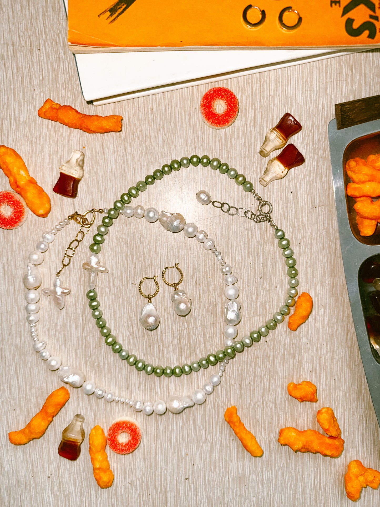 SOME GREEN, SOME GRACE NECKLACE