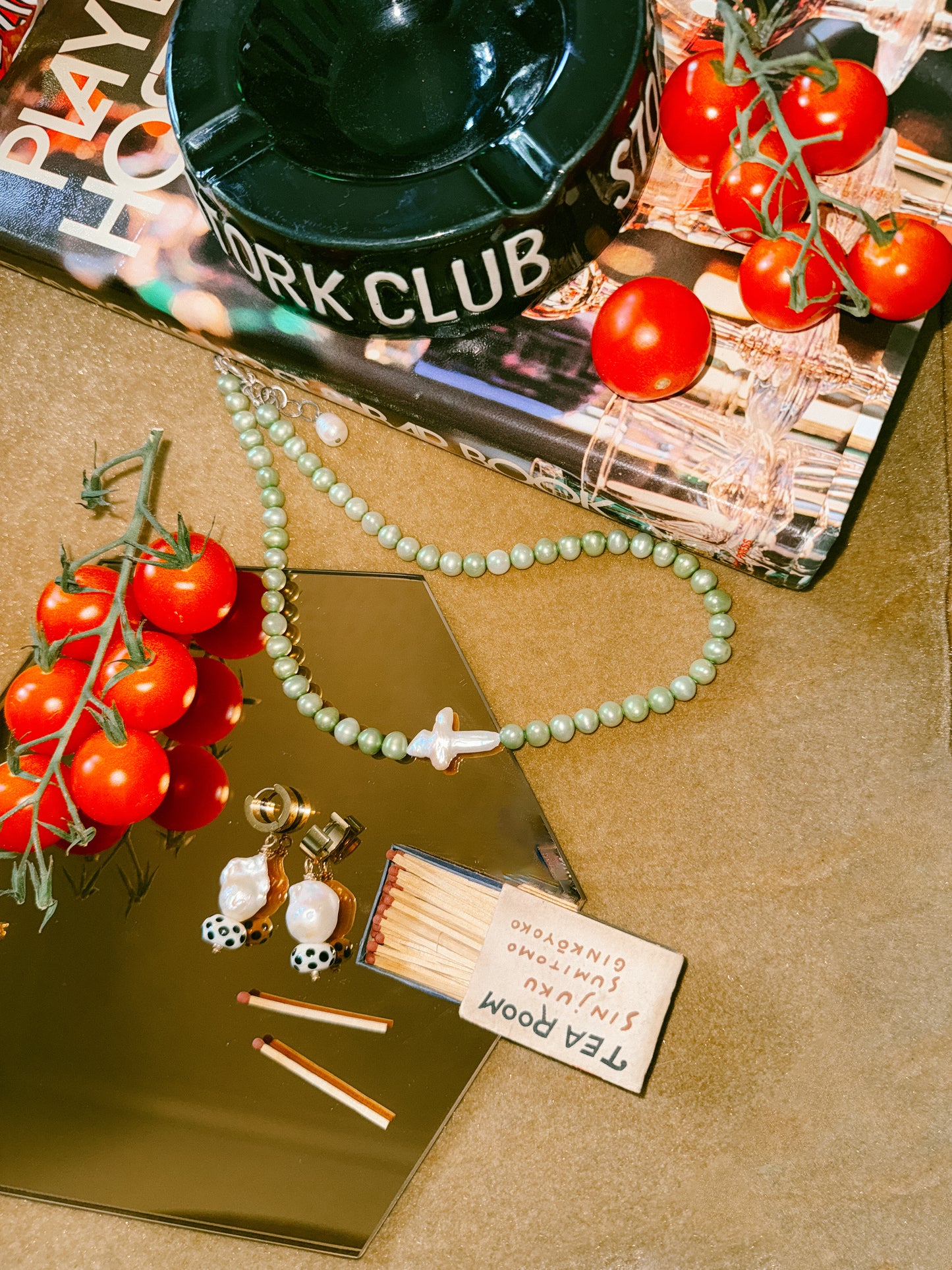 SOME GREEN, SOME GRACE NECKLACE