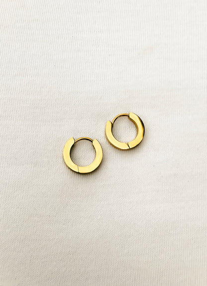 STAPLE HOOPS