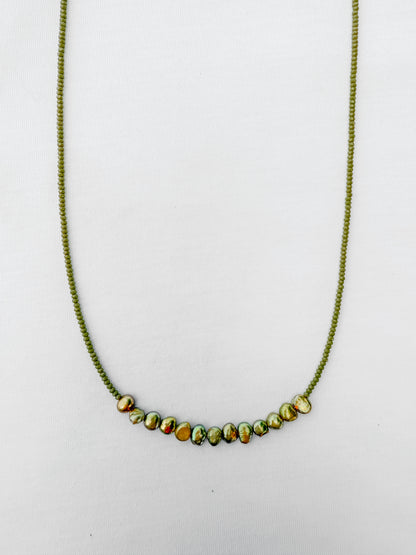 MOSS GLOSS NECKLACE