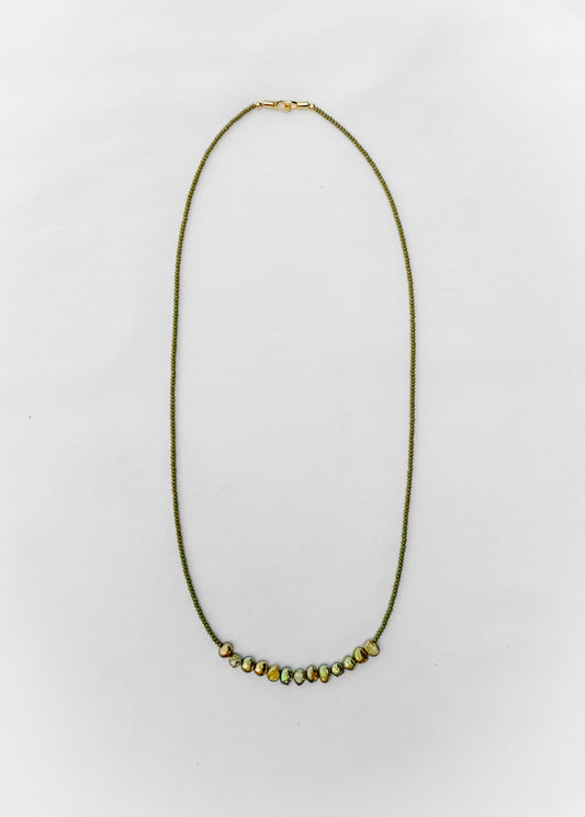 MOSS GLOSS NECKLACE