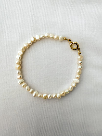 PEARLS FROM THE CYCLADES ANKLET