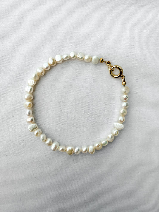 PEARLS FROM THE CYCLADES ANKLET