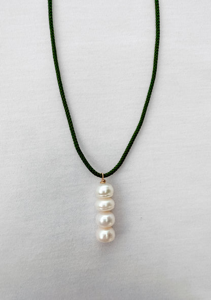 THE COLUMN NECKLACE - VERDANT
