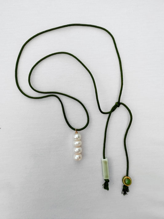 THE COLUMN NECKLACE - VERDANT