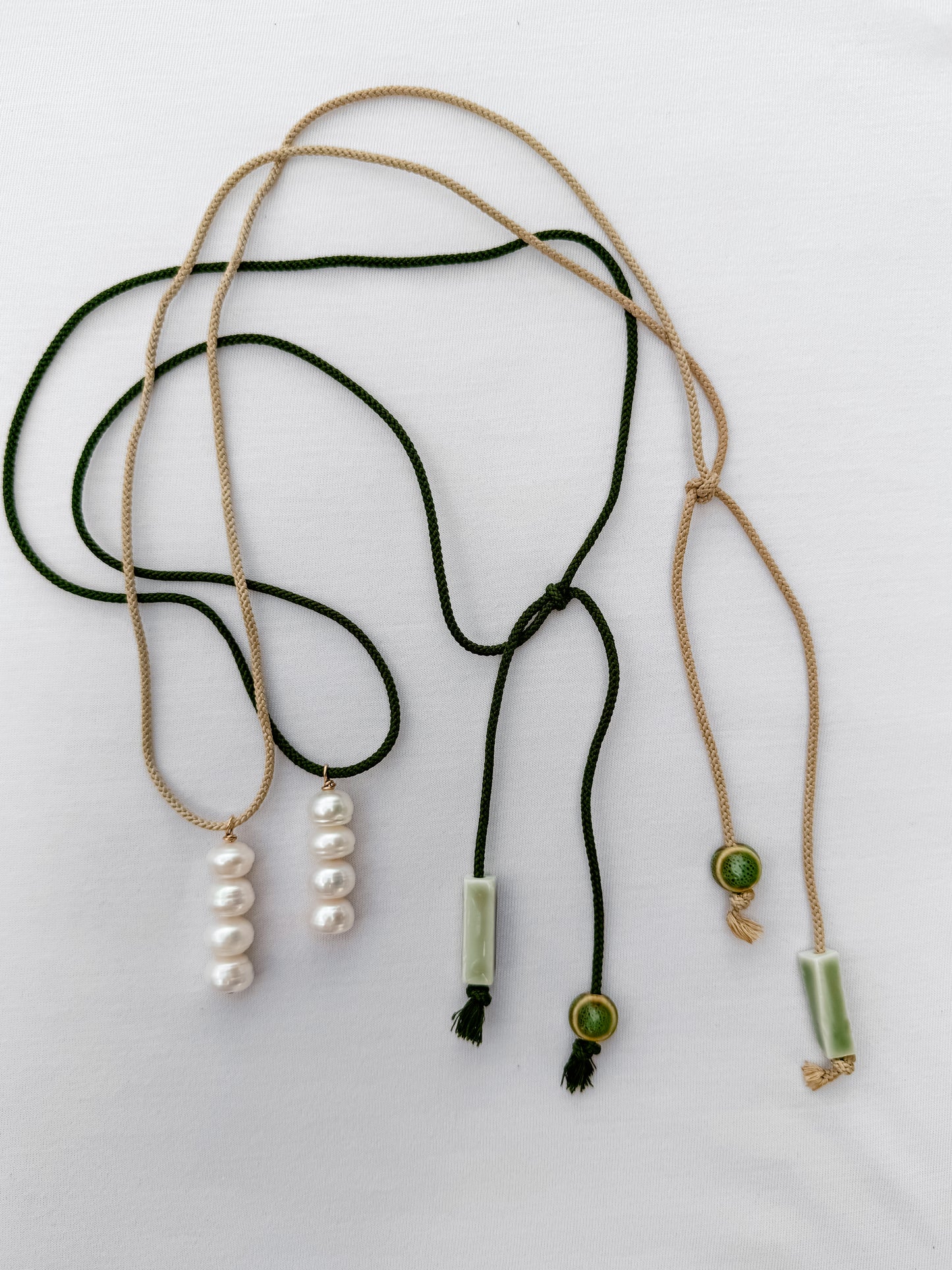THE COLUMN NECKLACE - VERDANT