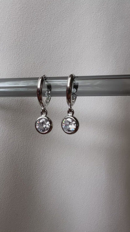 BEZEL BEE EARRINGS